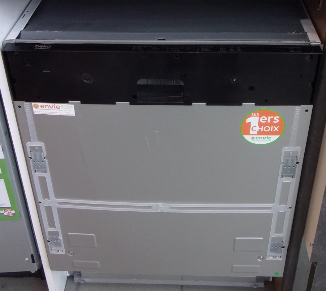 comment fixer porte lave vaisselle encastrable beko