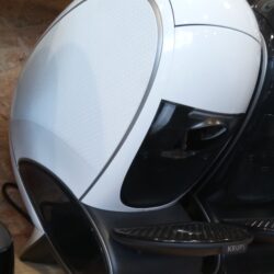 Machine à café à capsules NESCAFÉ Dolce Gusto NEO