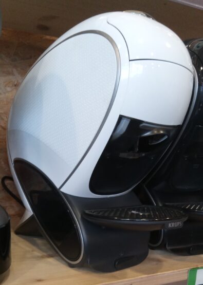 Machine à café à capsules NESCAFÉ Dolce Gusto NEO