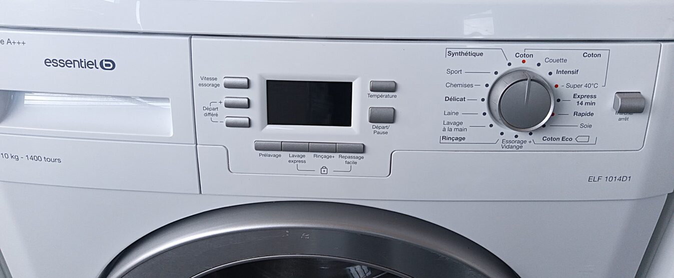 Lave linge Hublot ESSENTIEL B
