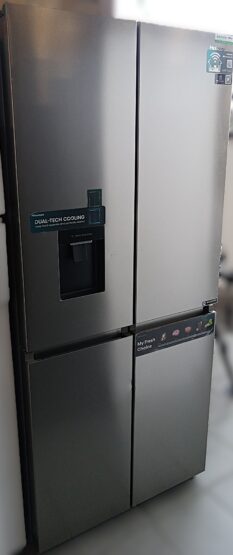 Réfrigérateur américain HINSENSE