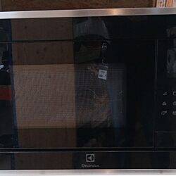 Four Micro onde ELECTROLUX