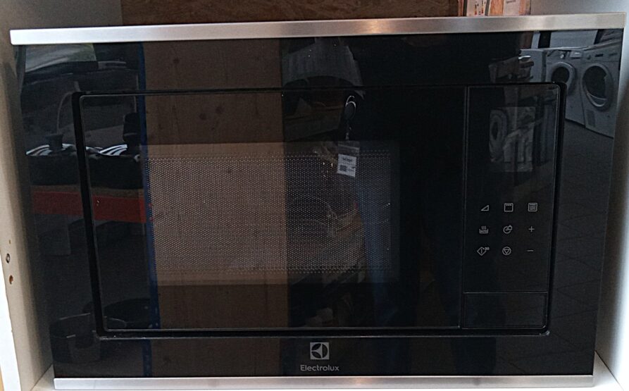 Four Micro onde ELECTROLUX