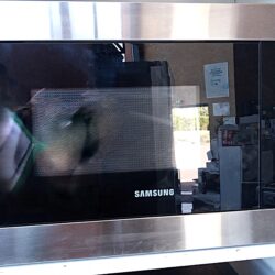 Four Micro ondes SAMSUNG